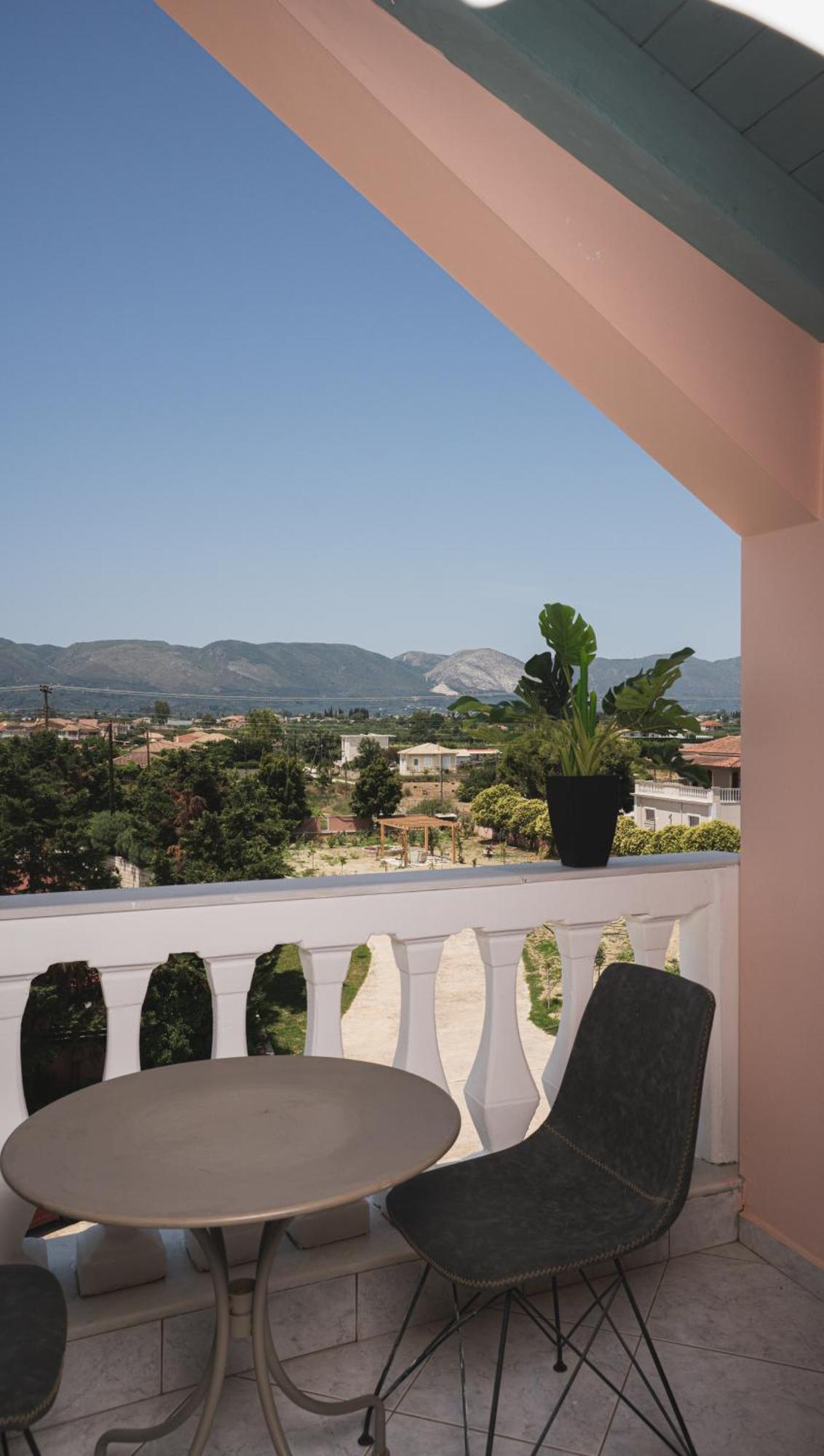 Casa Di Voz Shared With Free Gym Services By 