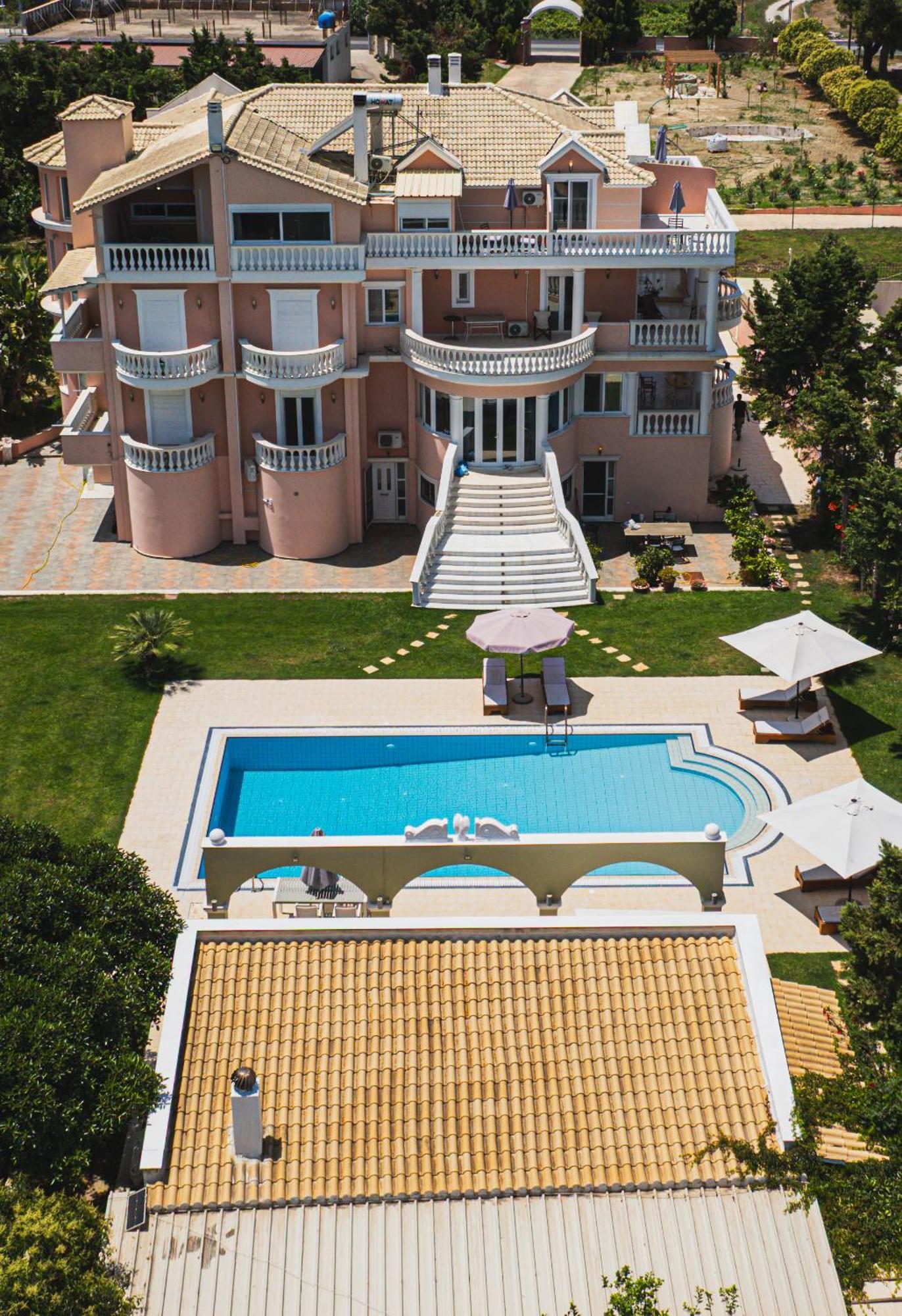 Casa Di Voz Shared With Free Gym Services By 