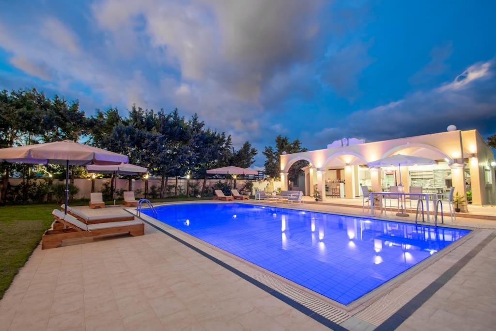 Casa Di Voz Shared Villa Studios With Free Gym Services By 