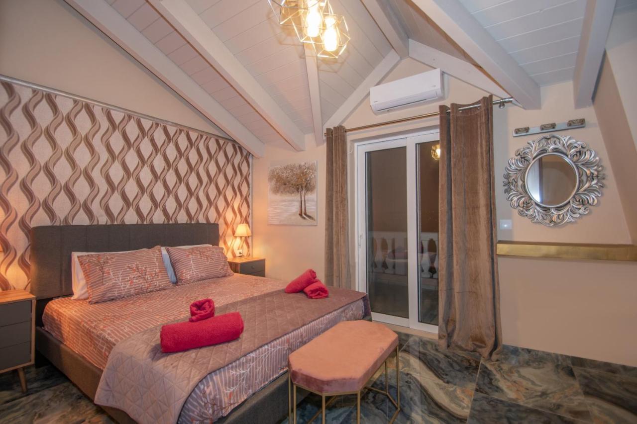 Villa Casa Di Voz Shared Villa Studios With Free Gym Services By 