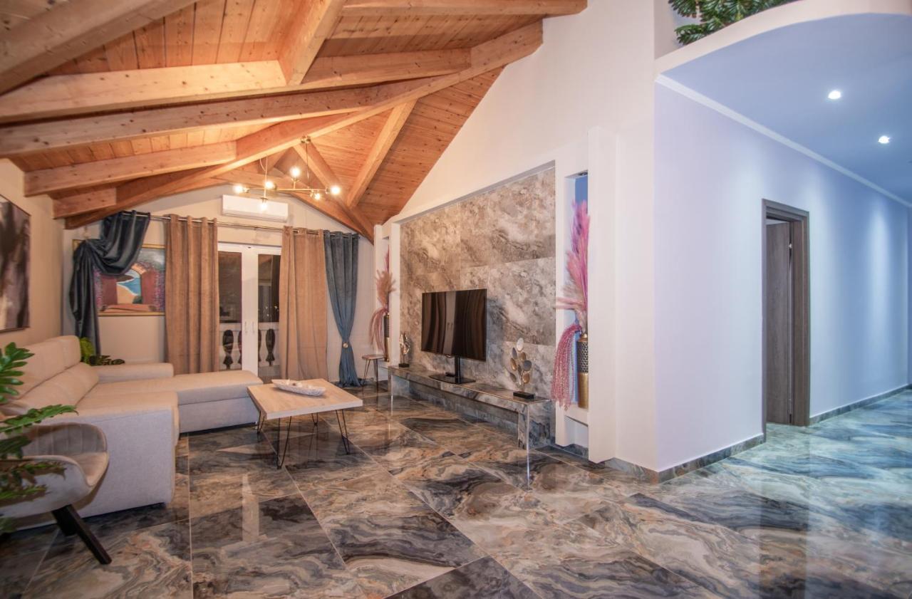 Casa Di Voz Shared By 